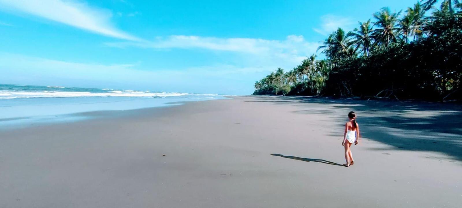 Gajah Mina Beach Resort Selemadeg  Buitenkant foto