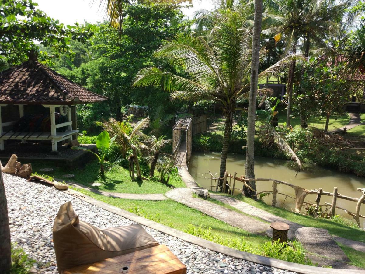 Gajah Mina Beach Resort Selemadeg  Buitenkant foto