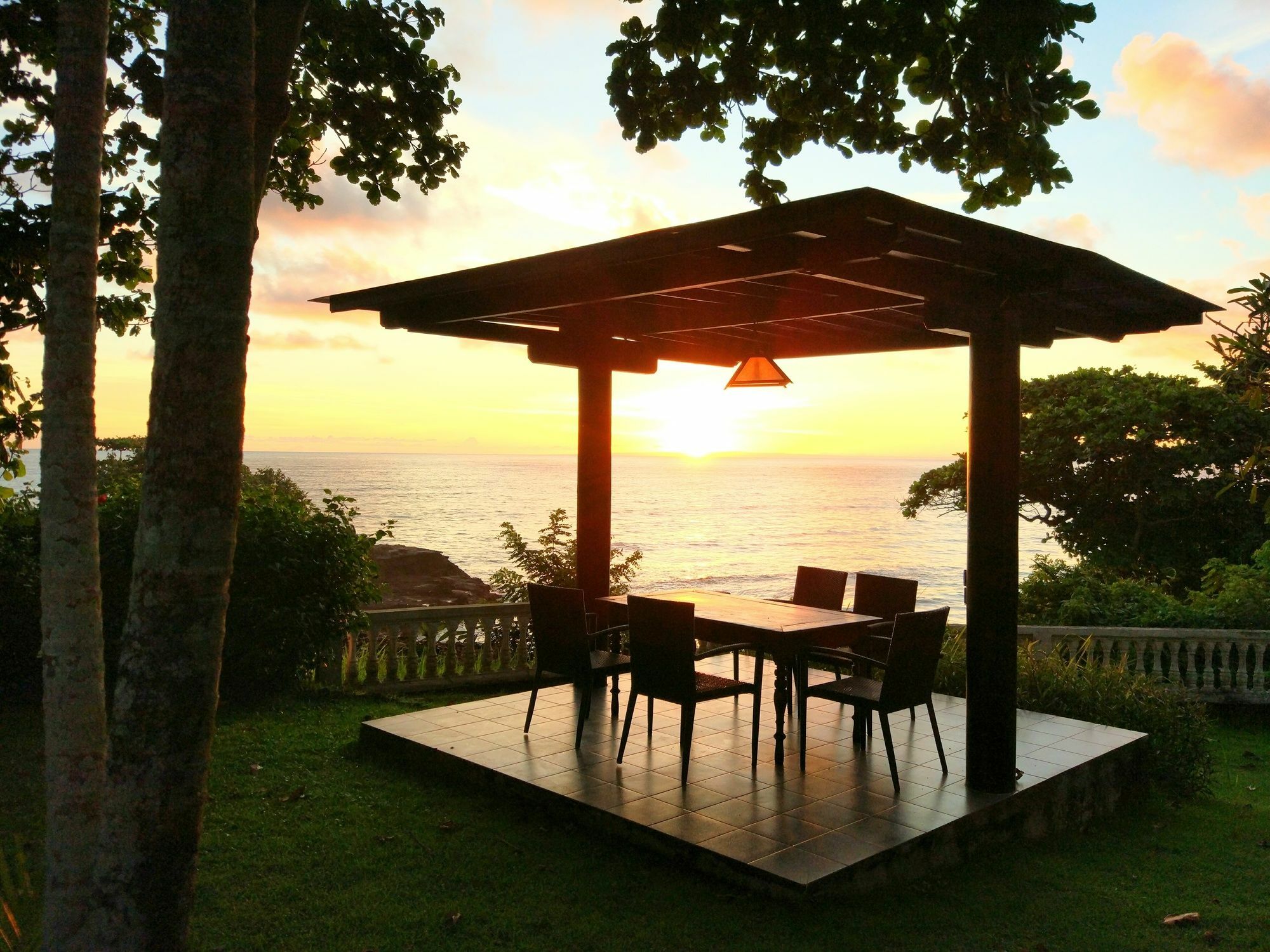 Gajah Mina Beach Resort Selemadeg  Buitenkant foto