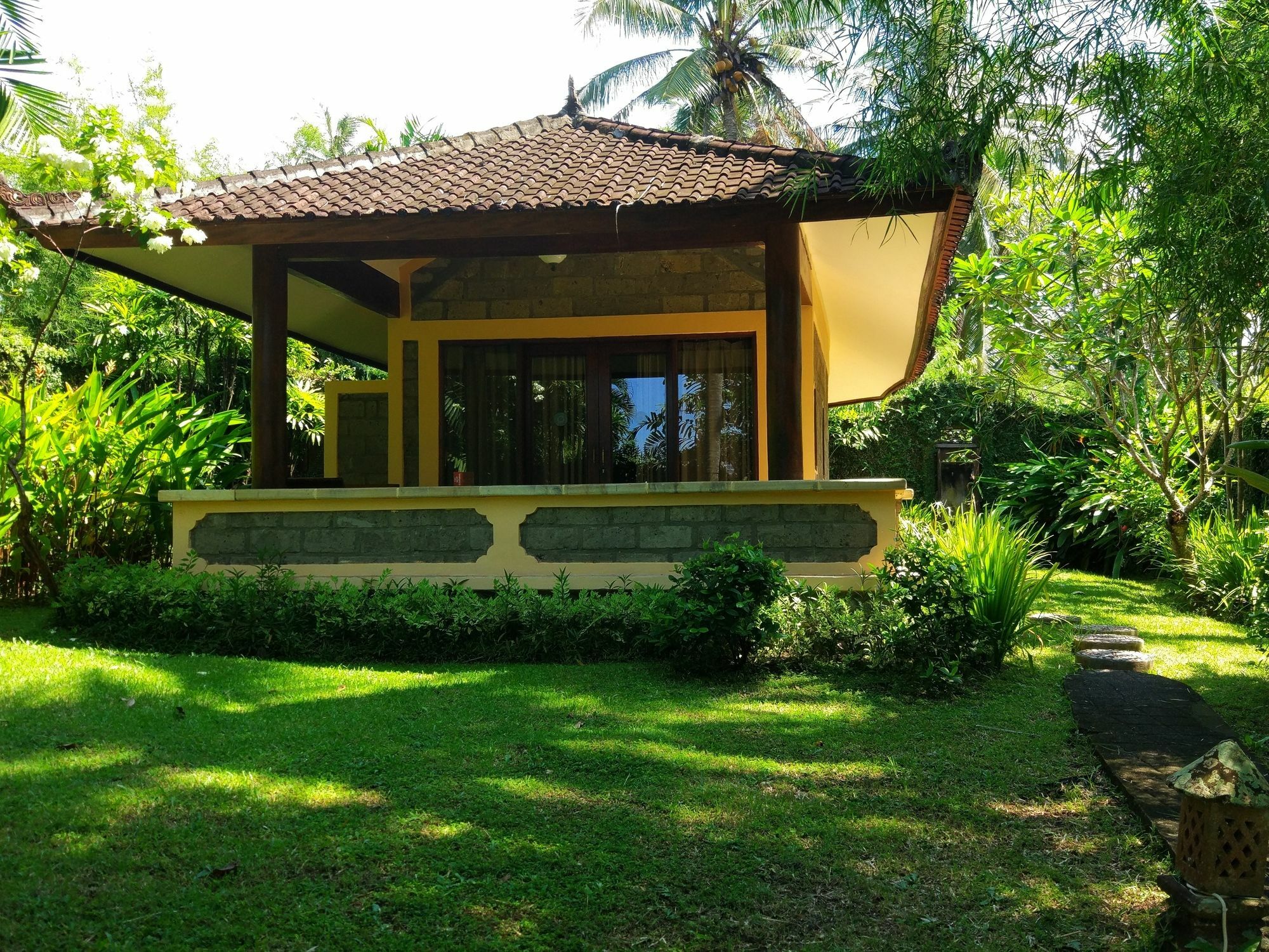 Gajah Mina Beach Resort Selemadeg  Buitenkant foto